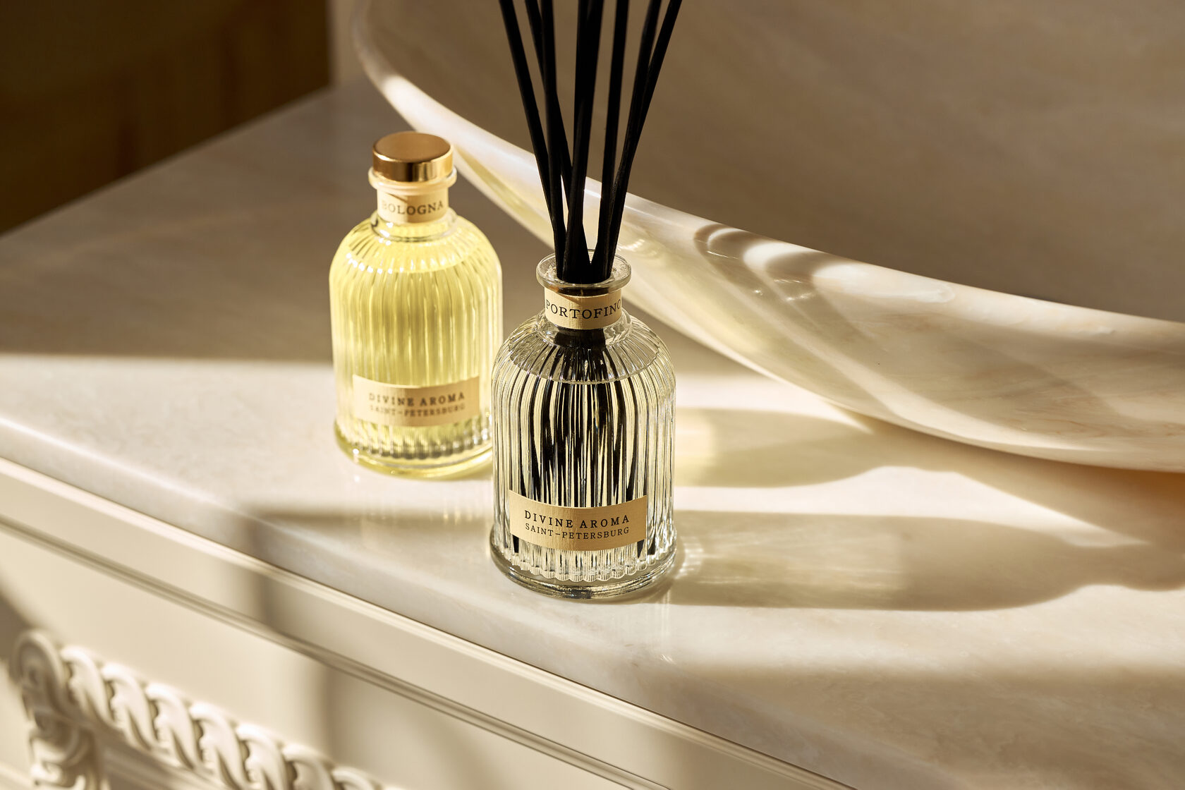 Memilih Wewangian yang Tepat untuk Menciptakan Karakter di Setiap Sudut Rumah